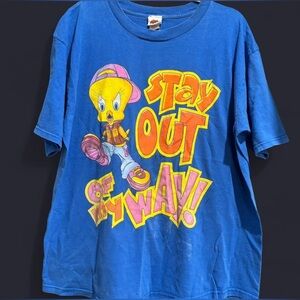 Vintage Looney Tunes Tweety “Stay out of my way” T- shirt